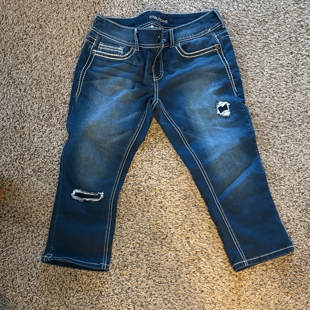 Maurices Dark Blue Distressed Kapris Jeans